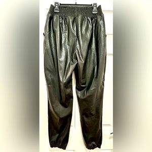 Commando faux leather jogger